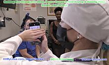 Doctorul Tampa efectuează un examen ginecologic umilitor pe Rina Arem cu ajutorul PA Stacy Shepard, în acest videoclip medical de casă