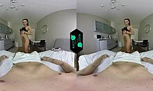 VR - Liderligt par i en varm dampende action i sengen