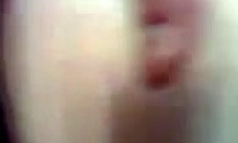 Gadis panas diliwat dengan kuat di rumah dalam video porno buatan sendiri