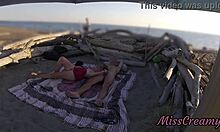 Mostohaapa elhoz egy nyilvános meztelen strandra és megsimogat mások előtt - 1. rész