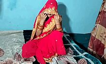 Novia india hace una mamada en su noche de bodas