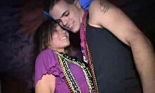 Amatør college tenåring får hennes fylde av sæd på Mardi Gras
